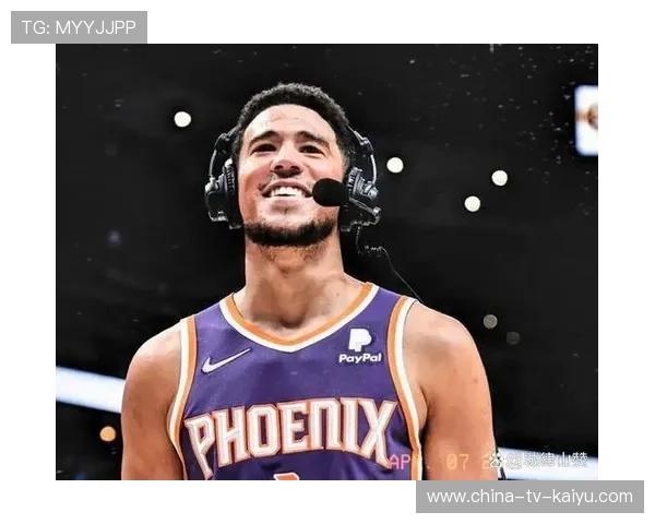 布克三分精准命中，太阳外线火力全开