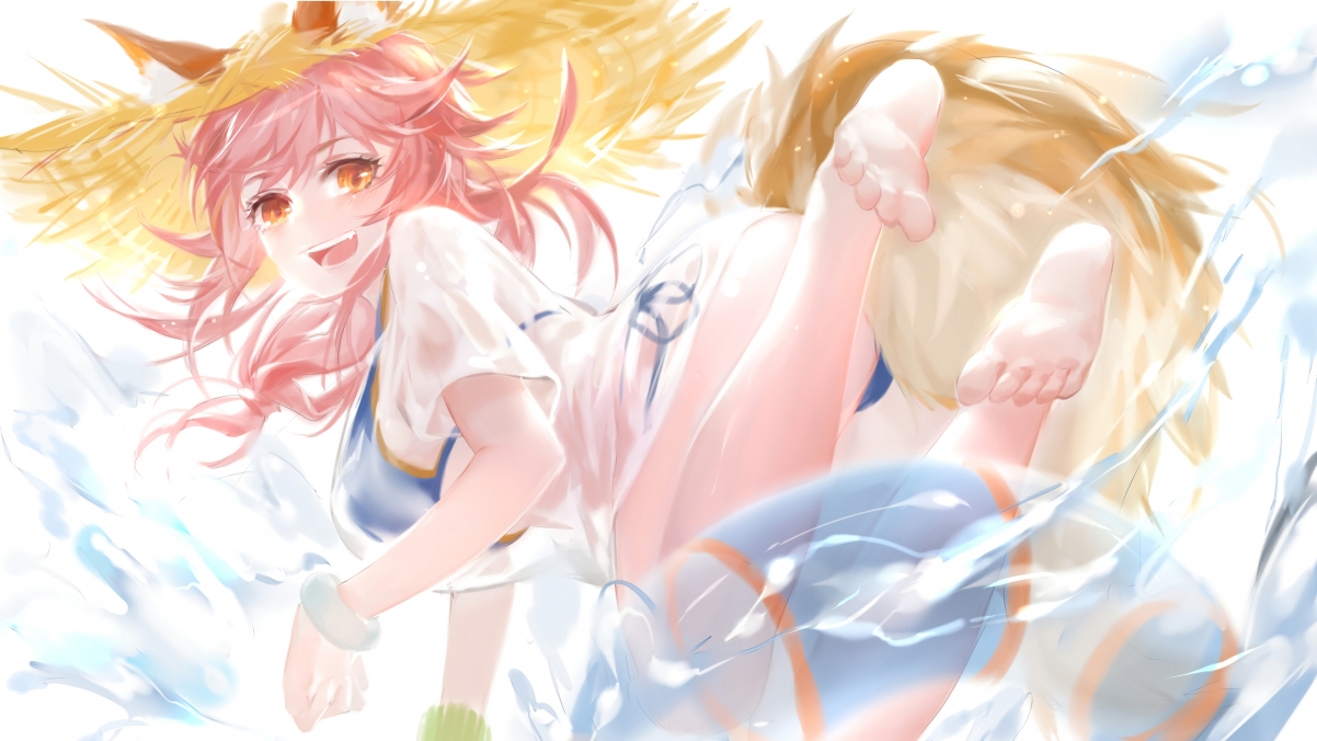 “沙滩排球:高新体育中心赛场的速度与力量比拼”