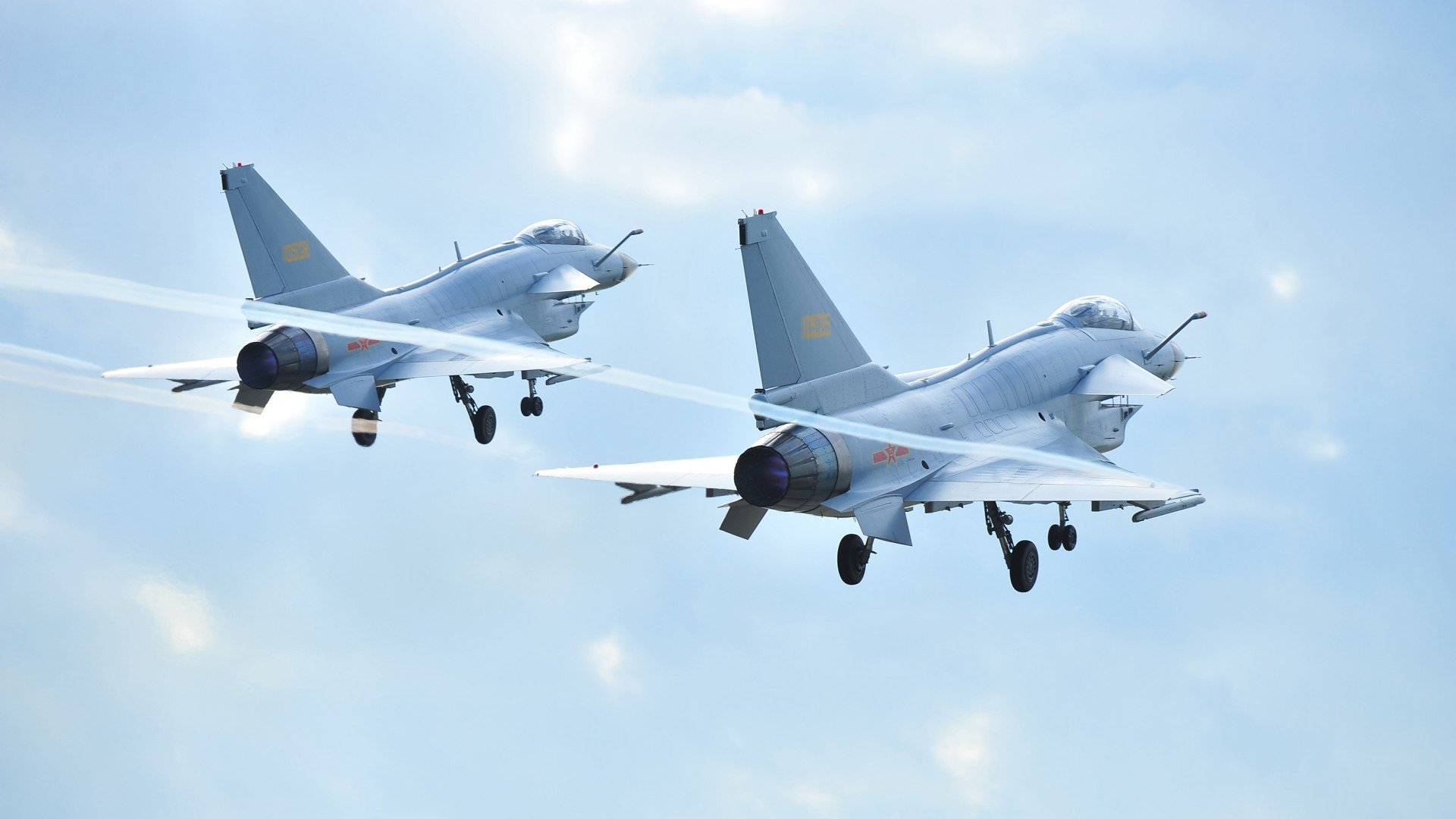 法甲冠军争夺激烈:实力悬殊,精彩纷呈!,法甲 冠军